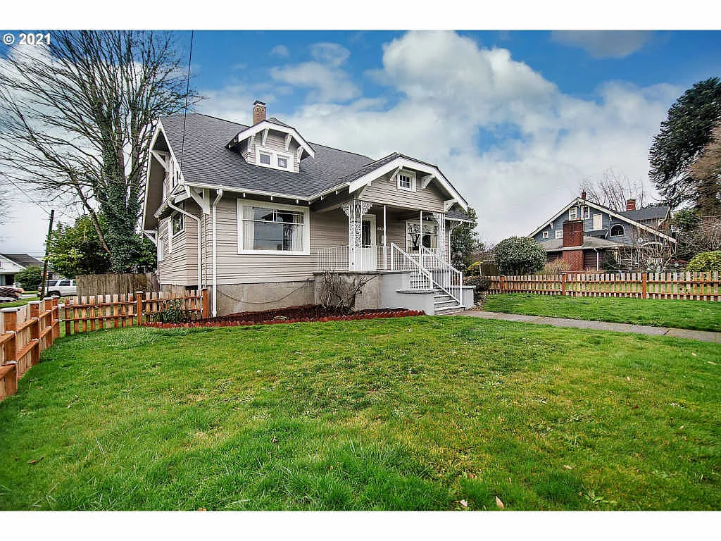 1007 S 3rd Ave photo 1