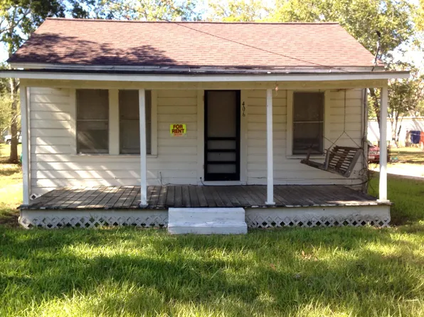 406 E Devers Ave, Ganado, TX 77962