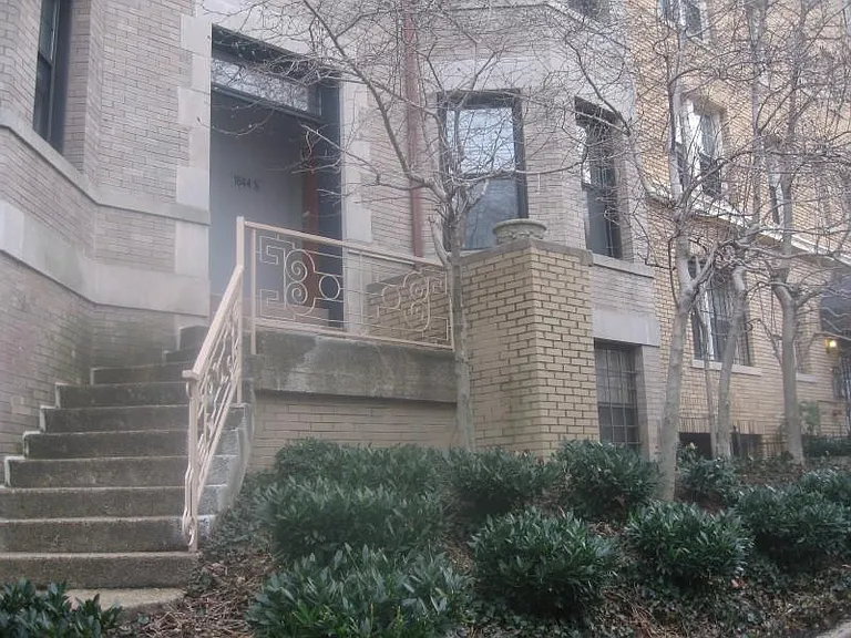 1844 1/2 California St NW — Photo 3