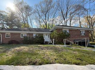170 Brookline St #1, Chestnut Hill, MA 02467