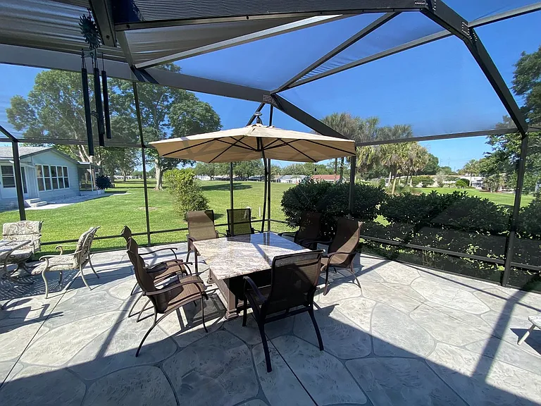 923 Oleander St — Photo 22