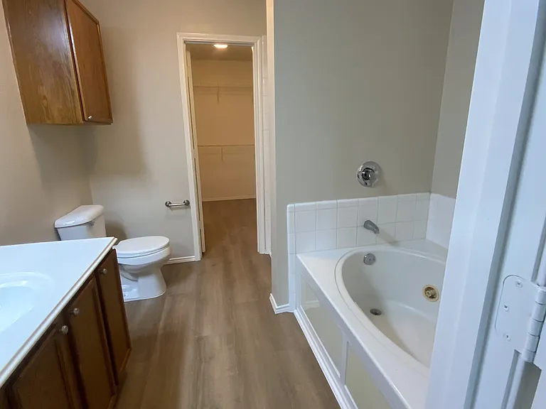 1722 Willow Way — Photo 14