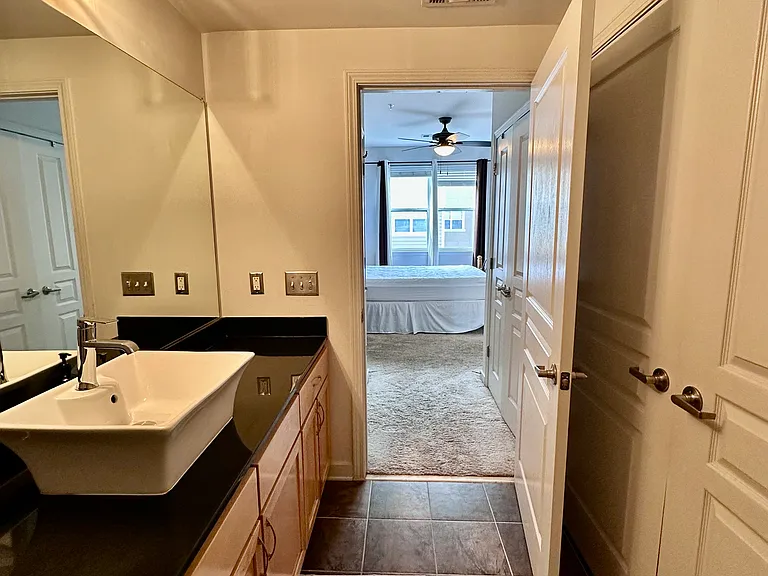 3000 Vanderbilt Pl #300 — Photo 31