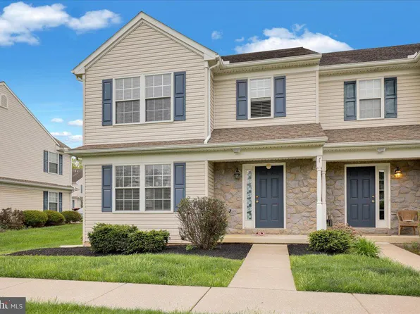 11 Broderick Ct, Leola, PA 17540
