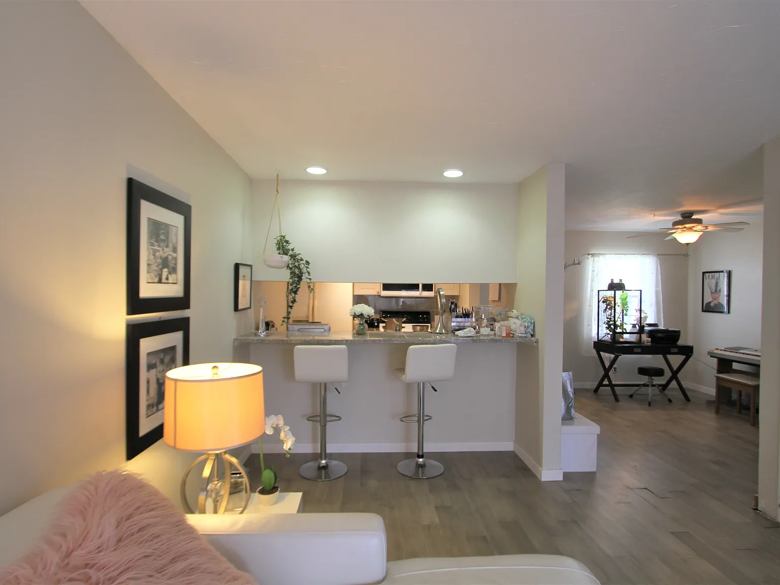 1 bed, 900 sqft, $1,675 — Photo 4
