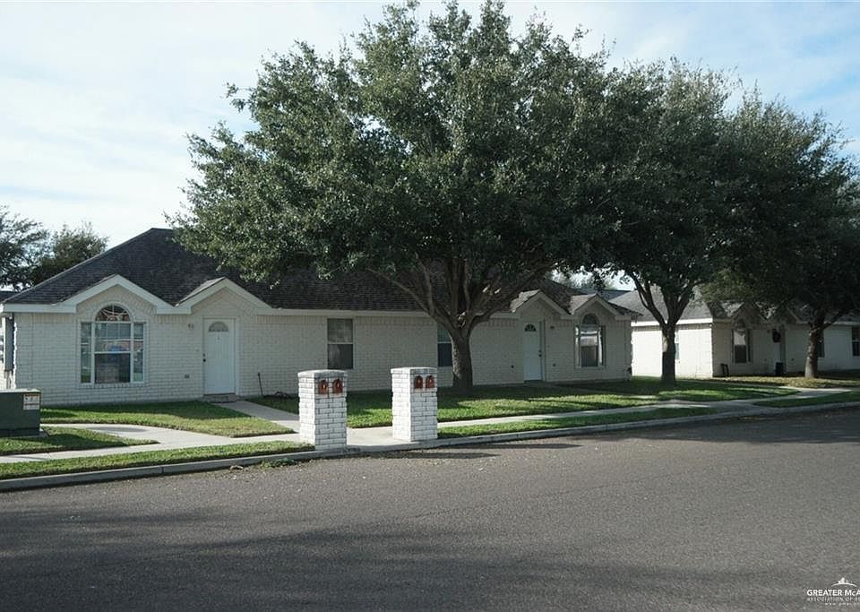 1st image of 607 La Mancha Dr APT 3