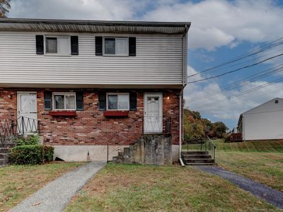 104 Woodland Drive APT A, Uncasville, CT, 06382