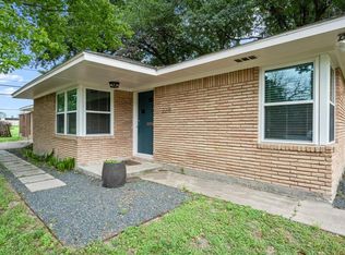 2218 Stonecrest Dr, Houston, TX 77018