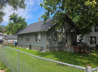 3302 N 41st St, Omaha, NE 68111