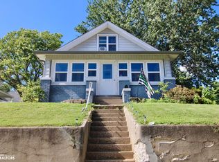 309 Avenue G, Fort Madison, IA 52627