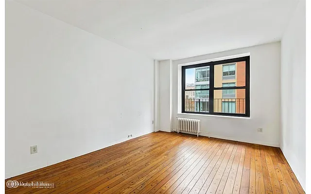 Rented by Douglas Elliman | media 24