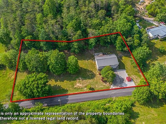 5th image of 3226 Bogard Rd