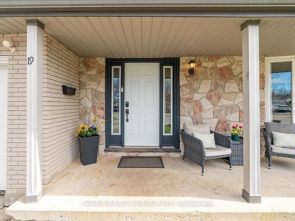 5th image of 19 Kendall Ct