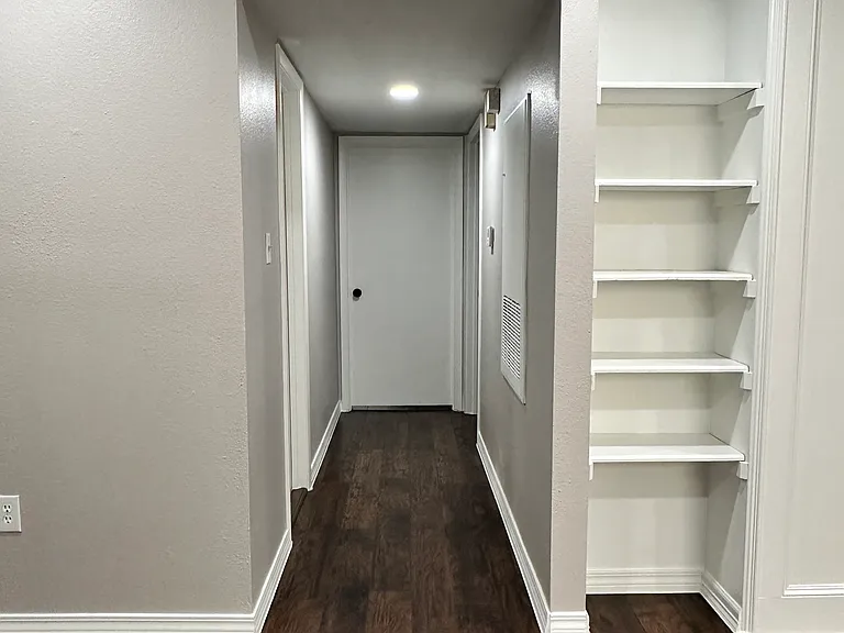 2nd Floor Hallway to bedrooms