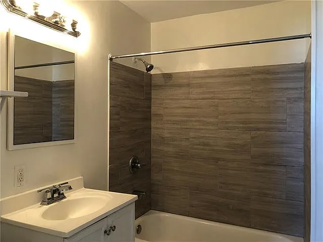 4543 Urquhart St #C — Photo 7