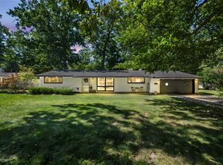 2428 Elmwood Dr, Westlake, OH