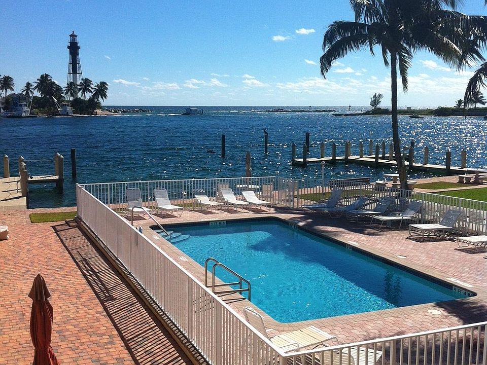 1st image of 2508 Bay Dr APT 6