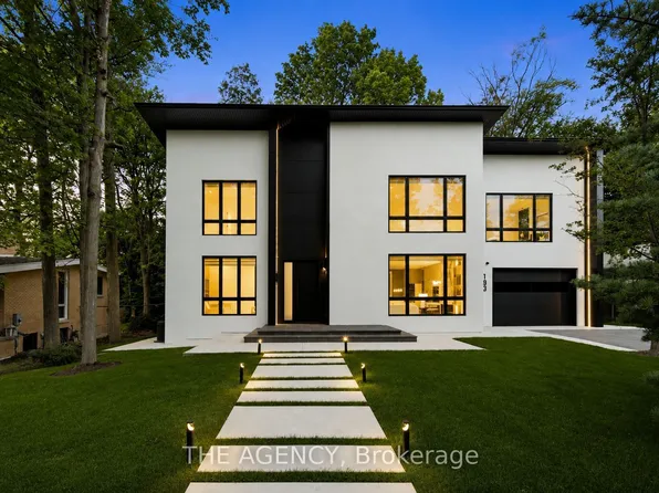 193 Beechwood Cres, Newmarket, ON L3Y 1W2