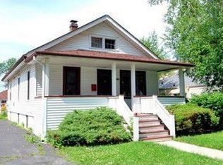 1052 Woodlawn Ave, Des Plaines, IL