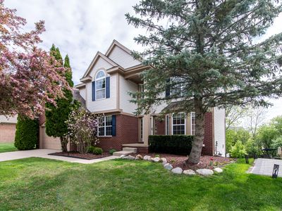 1851 Harley Dr, Ann Arbor, MI, 48103