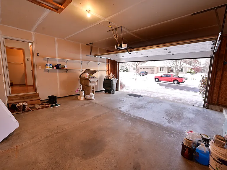 7810 Twinflower Dr — Photo 42