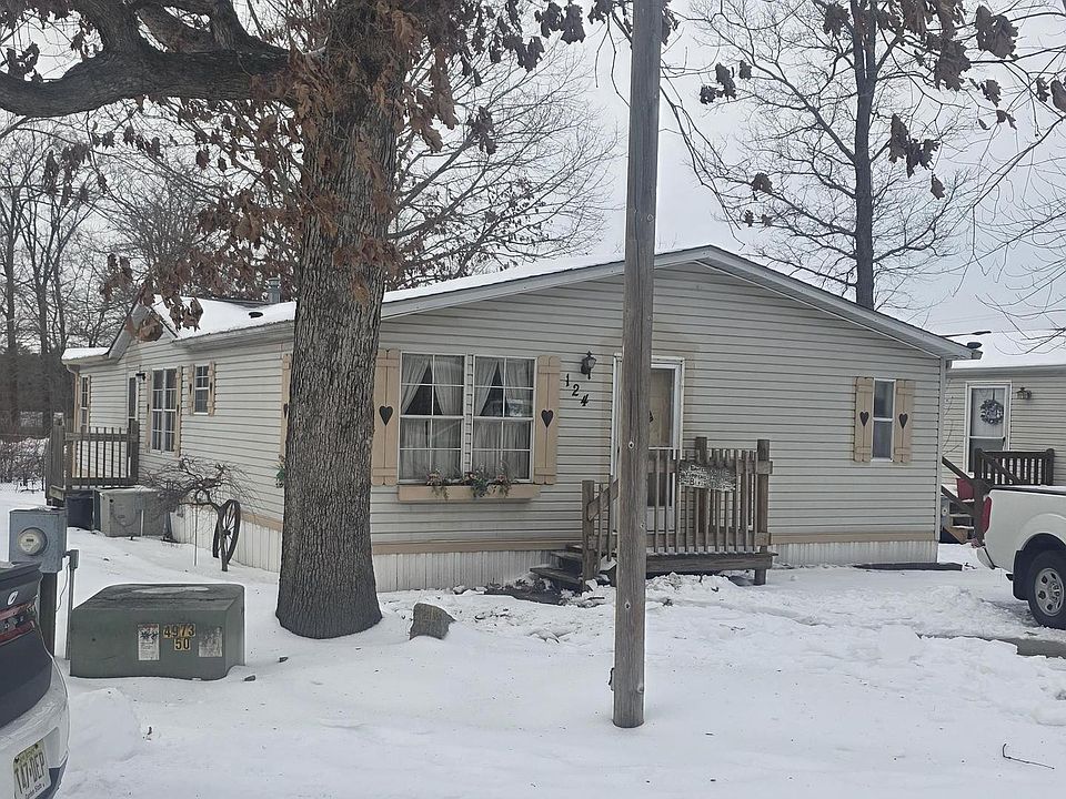 1st image of 800 College Dr #124