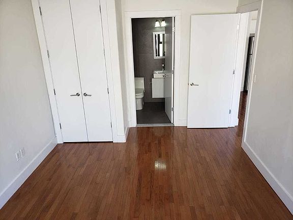 4th image of 160 Humboldt St #2