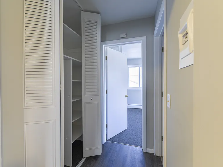 1708 Glenwood Ave — Photo 17