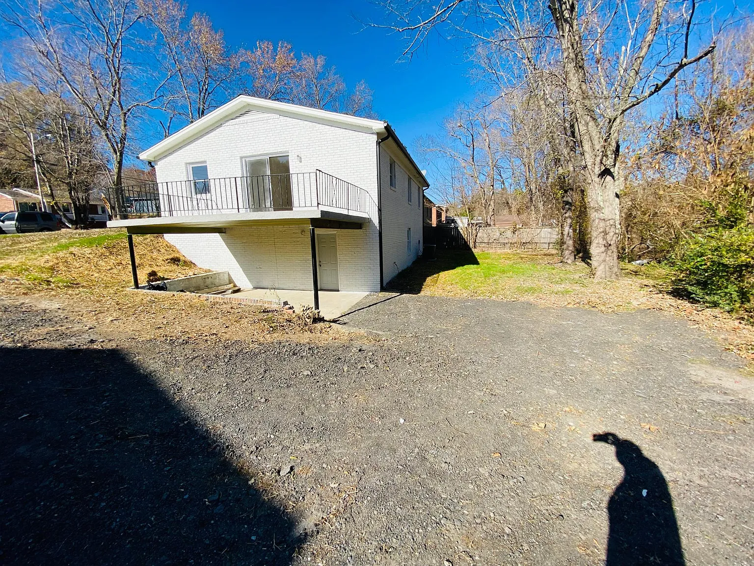 839 Bowerwood Dr — Photo 3