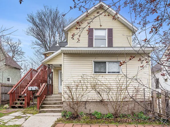1119 Lake St #2, Kalamazoo, MI 49001