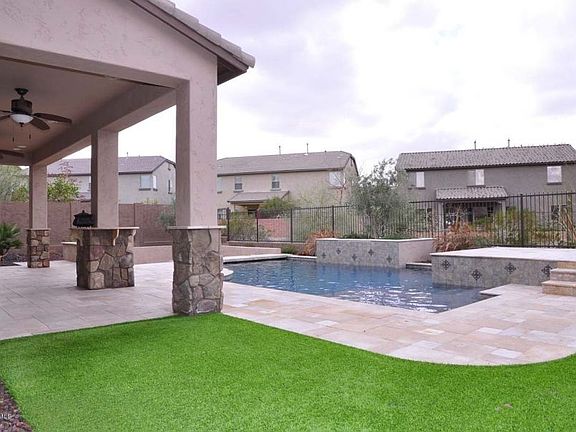 3rd image of 26922 N 88th Ln