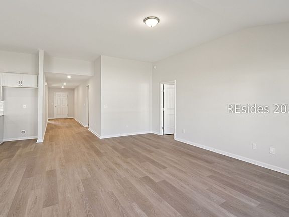 3rd image of 99 Founders Walk