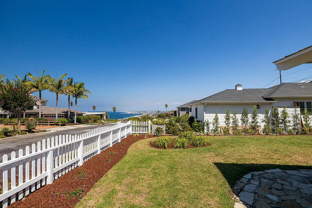 4 bed, 1982 sqft, $7,000 — Photo 1