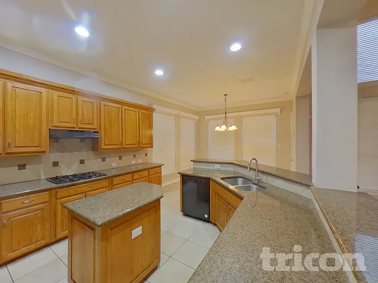 1980 Creekside Dr — Photo 5