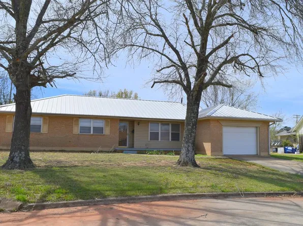 508 Cottonwood Ln, Tecumseh, OK 74873