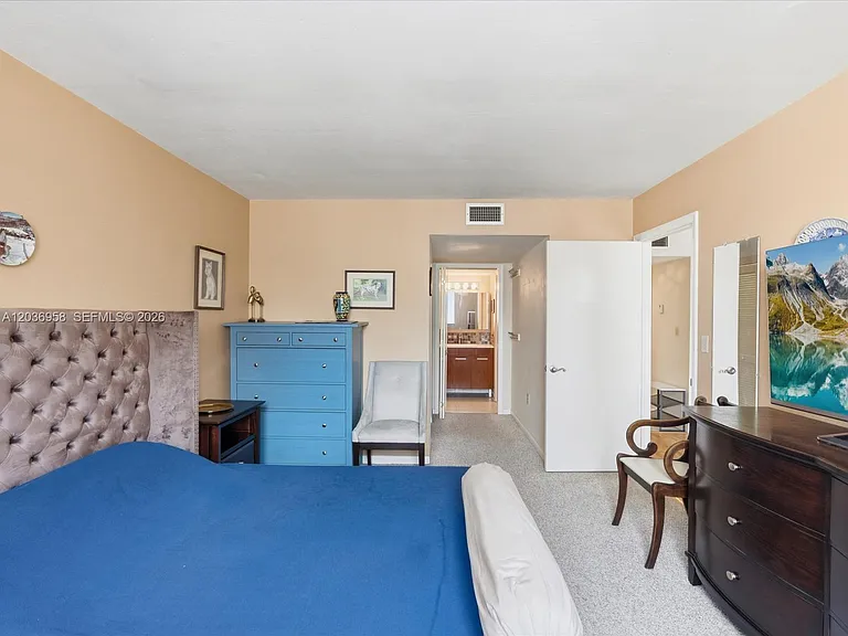3588 Collins Ave #504 — Photo 12