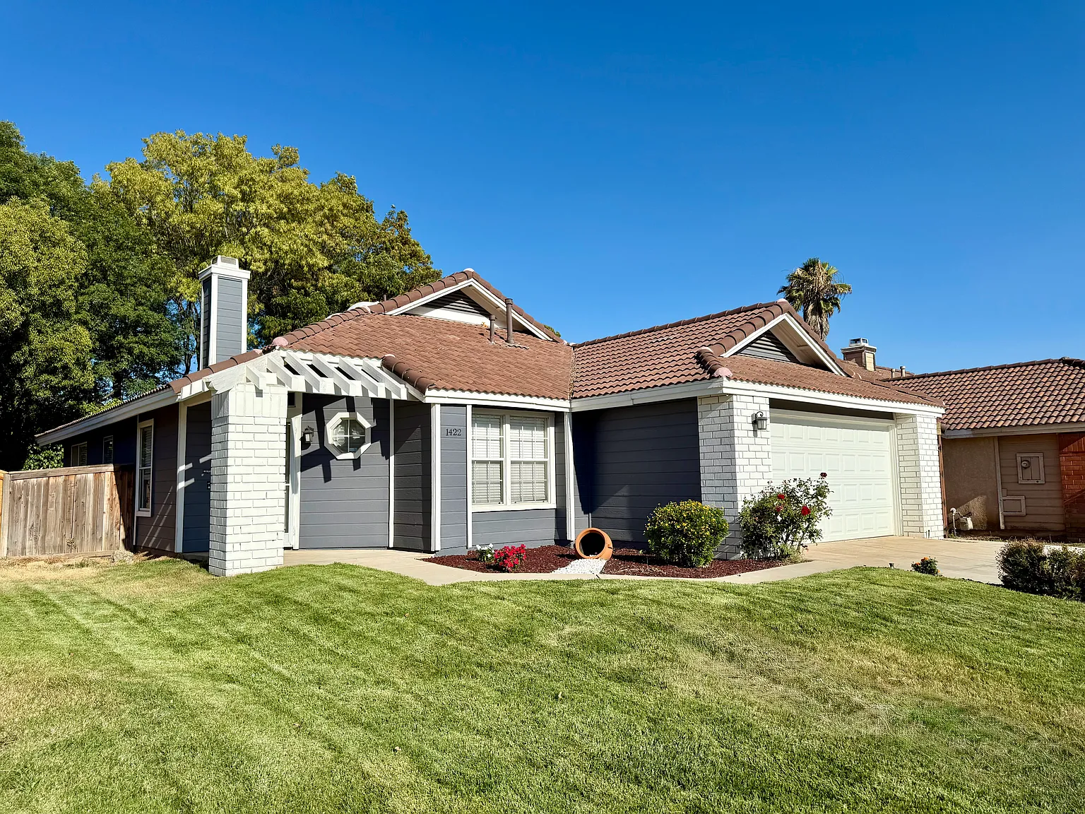 1422 Deborah Pl — Photo 4