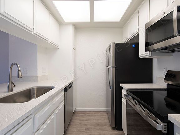 2nd image of 3380 32nd St APT 4