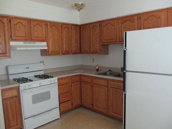 2nd image of 2217 Belmont Dr