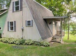 1925 Horst Rd, Quincy, MI 49082