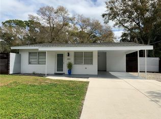 2851 W Mark Dr, Sarasota, FL 34232