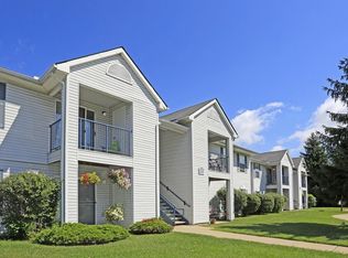 5824 S Marsh Bank Ln #201, Clarkston, MI 48346