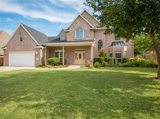 4605 W Creekview Dr, Rogers, AR 72758