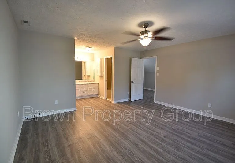 5817 Horton Pl — Photo 18