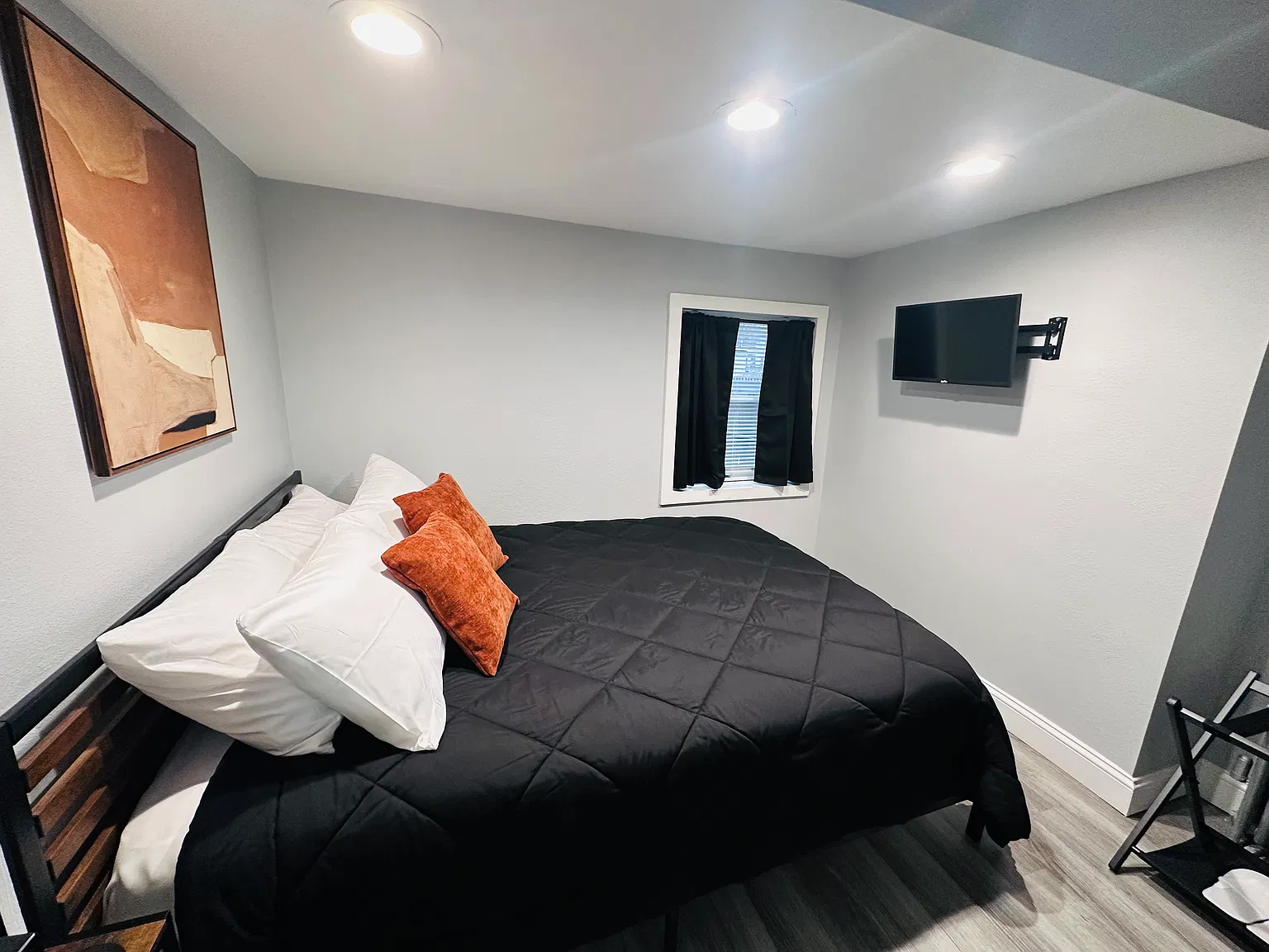 2 bed, 800 sqft, $1,700 — Photo 3
