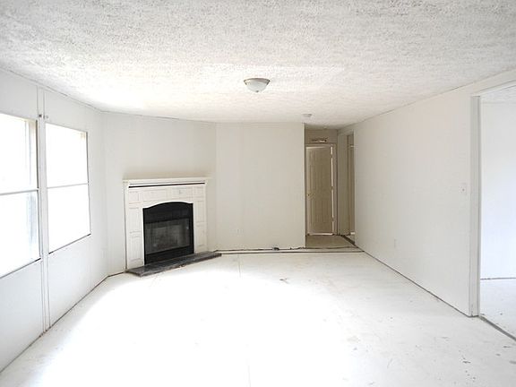 4th image of 11358 Zebina Rd