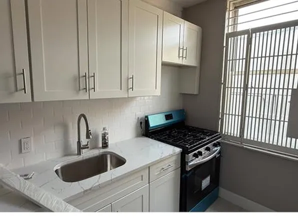 1171 Grant Ave, Bronx, NY