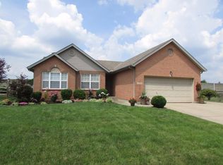3900 Stockbridge Ln, Hamilton, OH 45011