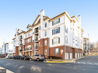 11623 Cavalier Landing Ct Unit 304, Fairfax, VA 22030