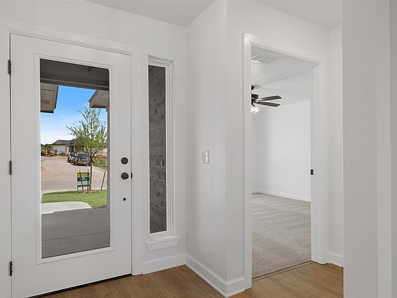 4th image of 2121 W 29th Ave